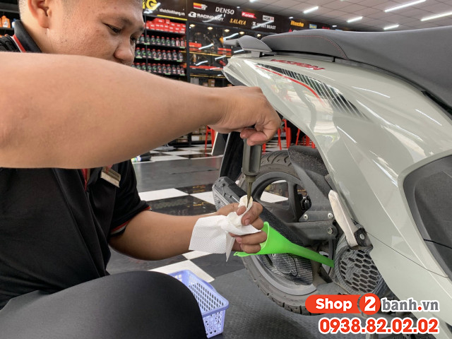 Xe vision có cần thay dầu nhớt sau kỳ nghỉ tết âm lịch không - 2