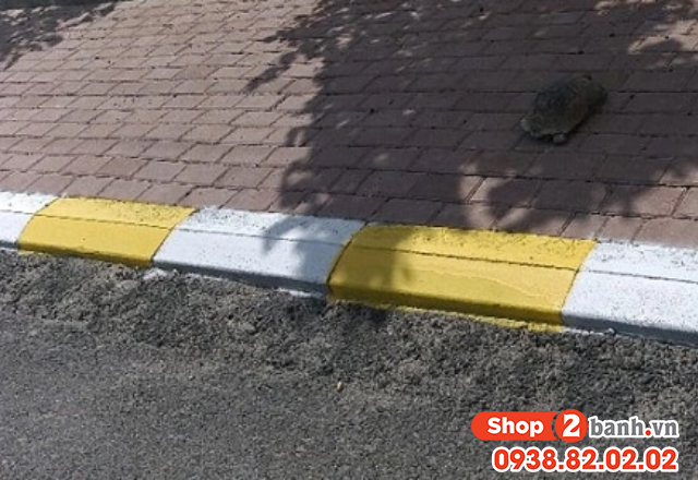 Vạch 61 là gì xe máy đổ ở đây bị phạt bao nhiêu tiền - 2