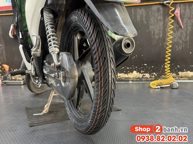 Honda future thay vỏ deli sb170 có bám đường tốt không  - 3