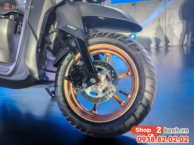 Lốp xe gear 125 có vết nứt phải làm sao thay lốp mới bao nhiêu tiền - 2