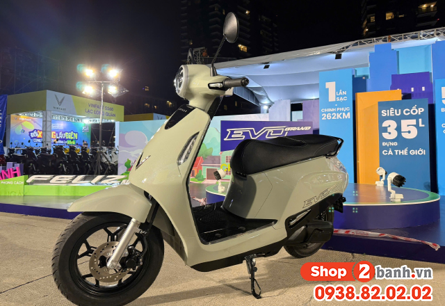 Xe máy điện evo grand có thể sạc rời pin ở ngoài không - 3