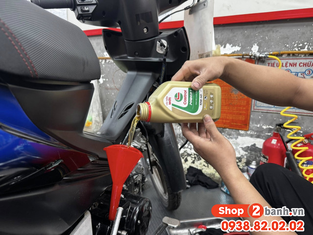 Nhớt castrol power 1 10w40 08l dành cho xe số - 4