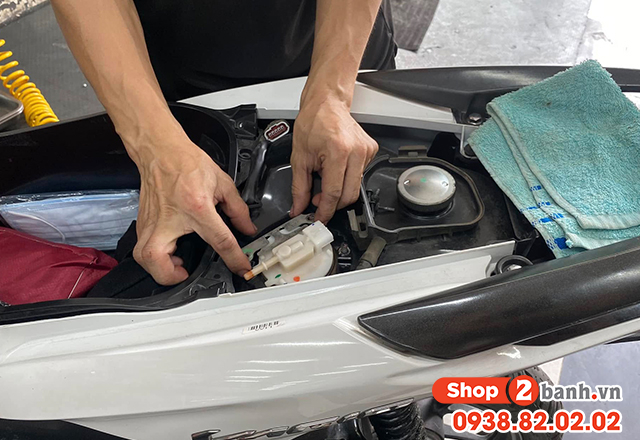 Lưới lọc xăng xe honda vario nằm ở đâu - 2