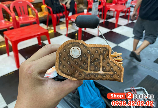 Lưới lọc xăng xe honda air blade nằm ở đâu - 3