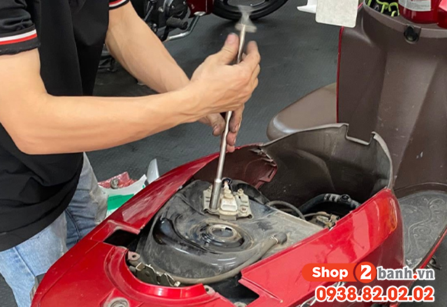 Lưới lọc xăng xe honda vision nằm ở đâu - 4