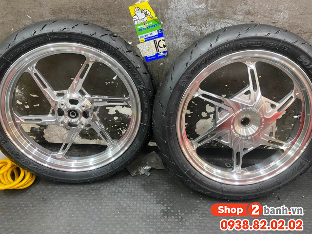 Ab 125 4val thay mâm rcb ct600 vario 125 có được không - 2