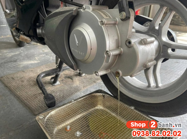 Bao lâu thì nên thay nhớt láp hộp số cho xe điện vento s - 2