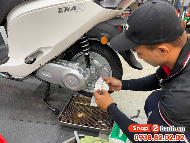 Thay nhớt láp hộp số xe điện era e1 e2 bao nhiêu ml là đúng chuẩn - 2