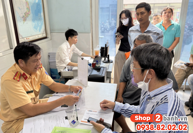 Bán xe không sang tên đổi chủ bị phạt nguội thì ai nộp phạt - 2