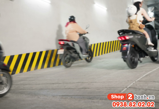 Khởi hành ngang dốc trên xe máy điện là gì - 3