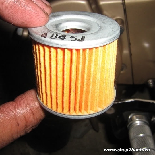 Lọc nhớt chính hãng SUZUKI AXELO 125