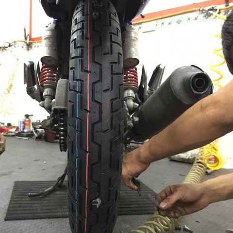 Vỏ Dunlop D404F size 110/90-18