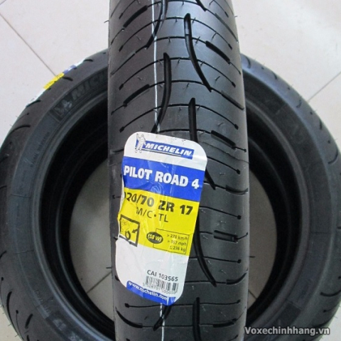Vỏ Michelin Pilot Road 4 120/70ZR17 cho phân khối lớn
