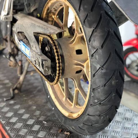 Vỏ xe Dunlop D102A size 120/70-17