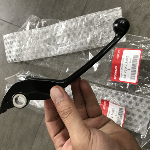 Tay thắng zin bên phải cho AB màu đen