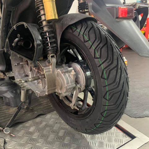 Vỏ xe Camel 562 size 140/70-14