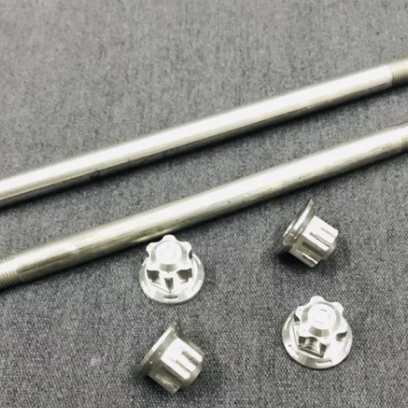 Cốt bánh sau inox Salaya cho Yamaha Exciter 135 (4 số)