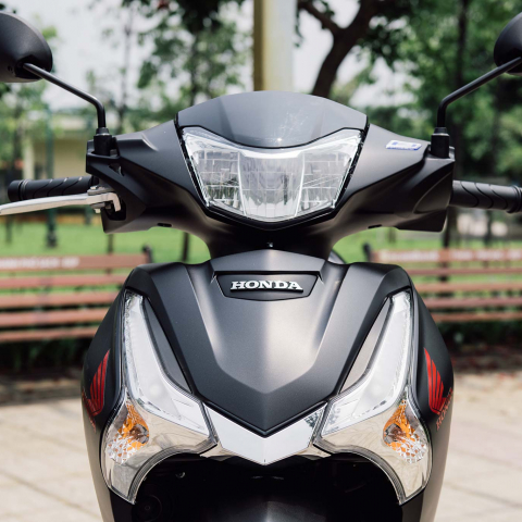 Dán keo trong xe số lớn Winner X, Future Led...