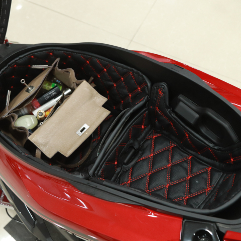 Lót cốp da cách nhiệt cho Honda Air Blade 2020