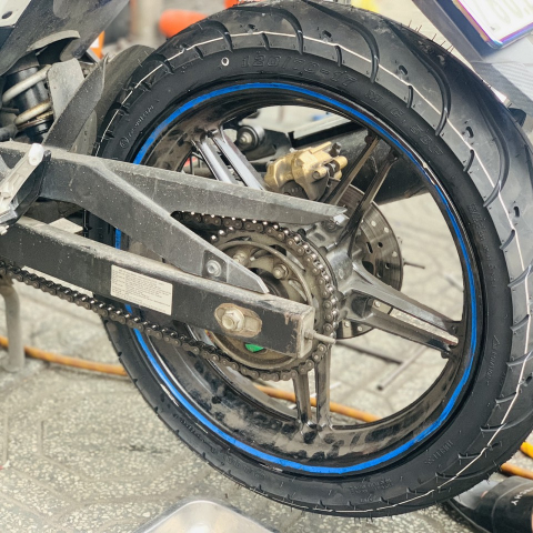 Vỏ xe Camel Pilot 888 size 120/70-17