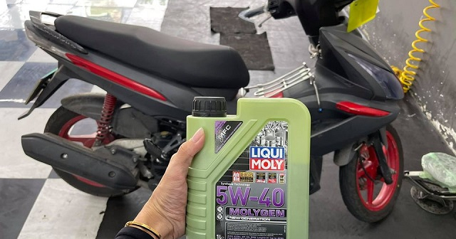 Nhớt Liqui Moly Molygen 5W40 có tốt không? Vario, SH, AB thay có phù hợp?