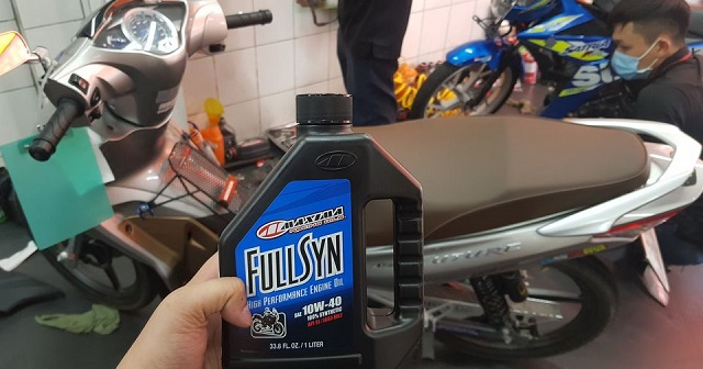 Nhớt Maxima Full Syn 10W40 có tốt không? Thay cho xe nào phù hợp?
