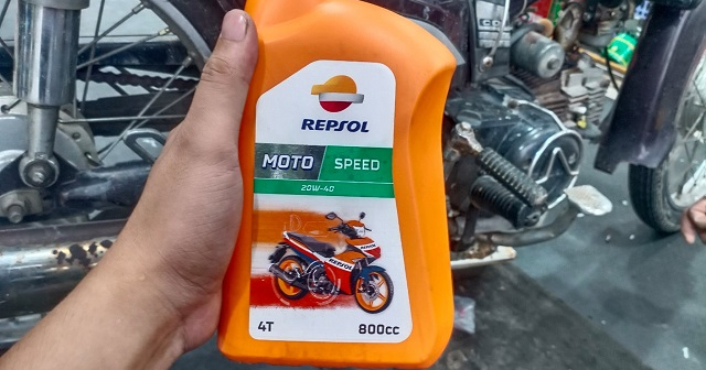 Nhớt Repsol Moto Speed 20W40 có tốt không? Thay cho xe nào phù hợp?