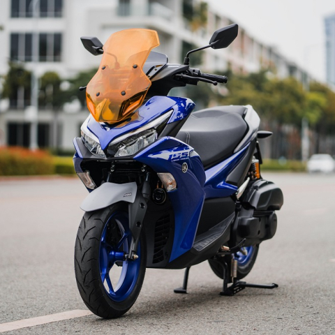 Kính chắn gió ZHI.PAT cho NVX 155 phong cách Touring