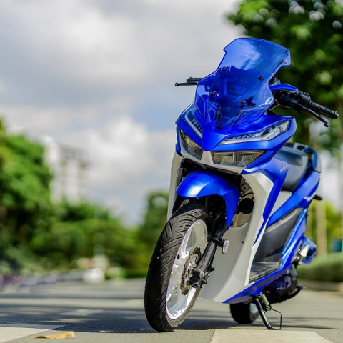 Kính chắn gió Zhi.pat cho Vario, Click 2018 - 2022 phong cách Touring chính hãng