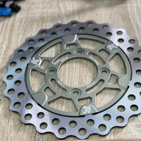 Đĩa KingSpeed 220mm mẫu mới 4 lỗ cho Wave, AB...