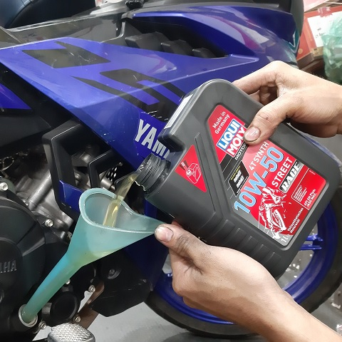 Nhớt Liqui Moly 4T Synth 10W50