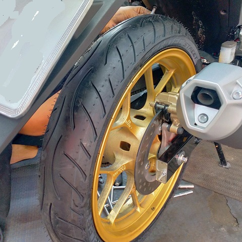 Vỏ Metzeler 110/70-17