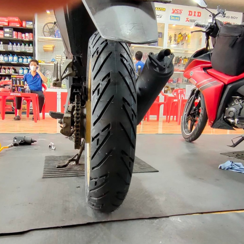 Vỏ xe Aspira Sportivo 110/80-17