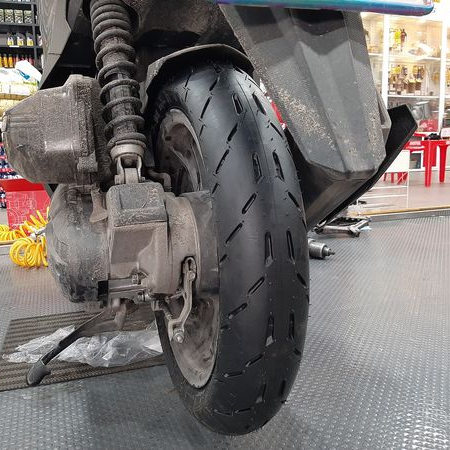 Vỏ Michelin Pilot Moto GP 100/90-14