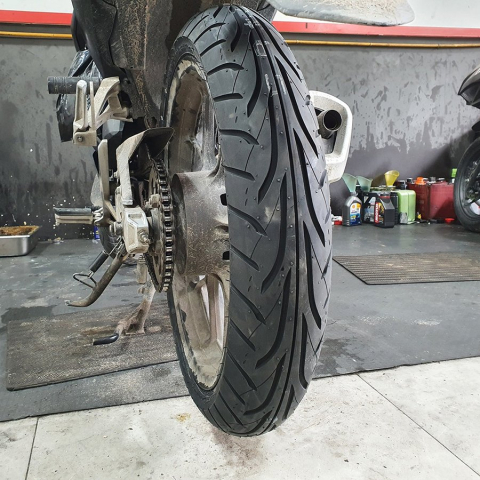 Vỏ xe Dunlop GT601 size 110/70-17