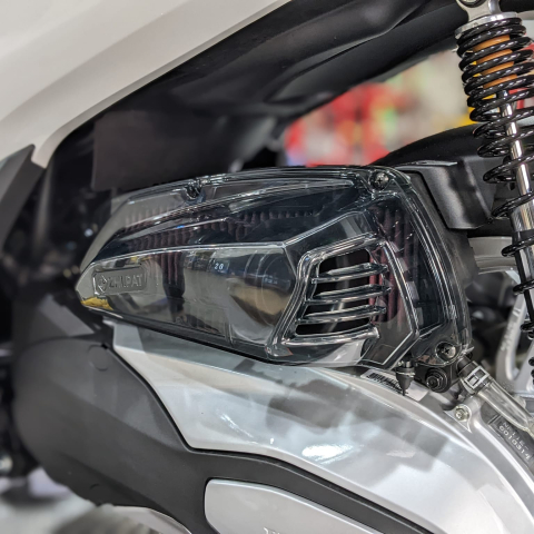 Ốp lọc gió trong suốt ZHI.PAT cho Honda SH350i chính hãng