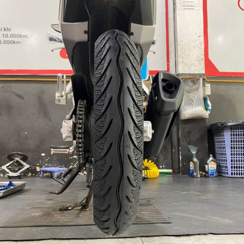 Vỏ Maxxis 100/70-17 gai kim cương 3D