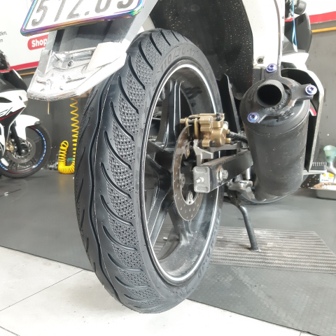 Vỏ Maxxis 110/70-17 gai kim cương 3D