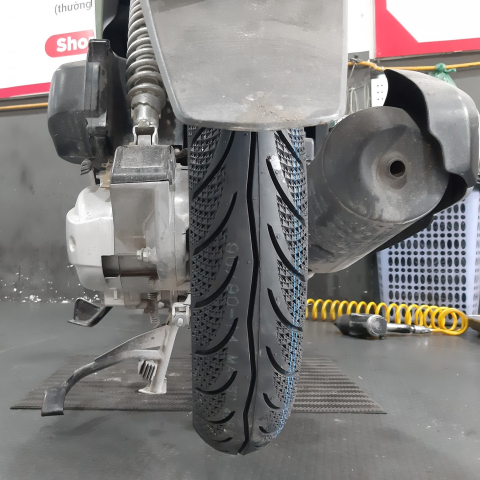 Vỏ Maxxis 90/90-16 gai kim cương 3D