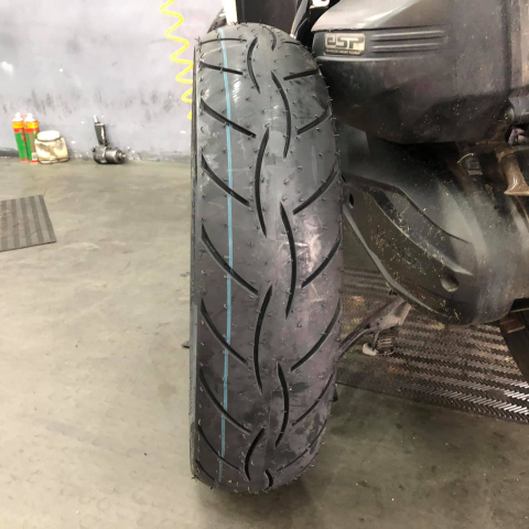 Vỏ Metzeler 100/80-14