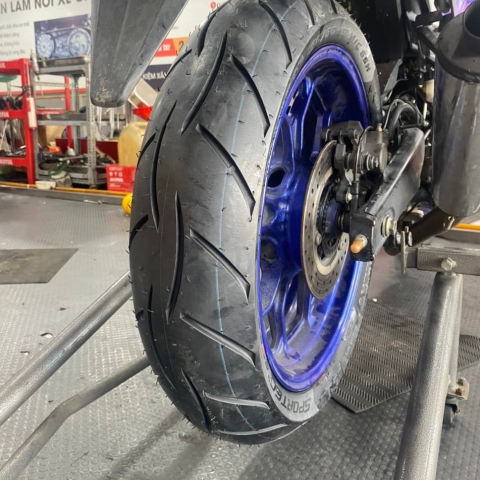 Vỏ Metzeler 150/60-17