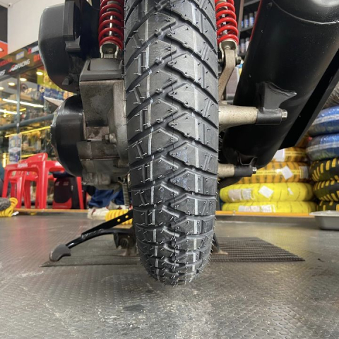 Vỏ Michelin Anakee Street 90/90-14