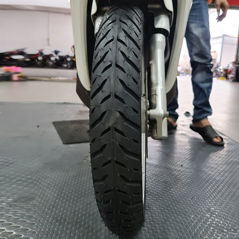 Vỏ Michelin Pilot Street 2 size 80/90-16