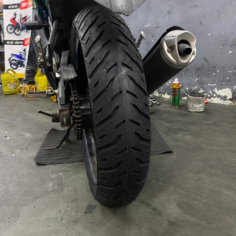 Vỏ Michelin Pilot Street 2 size 130/70-17