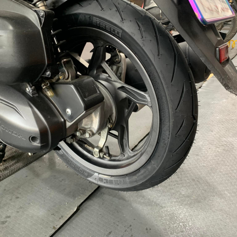 Vỏ Pirelli 100/90-14 Diablo Rosso Sport