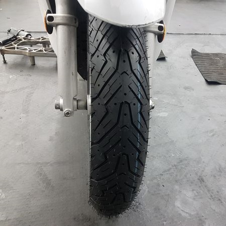 Vỏ Pirelli 110/70-16 Angel Scooter