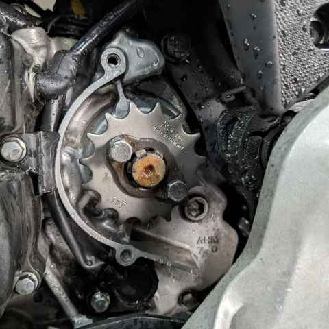 Nhông Recto 14T cho Exciter chính hãng