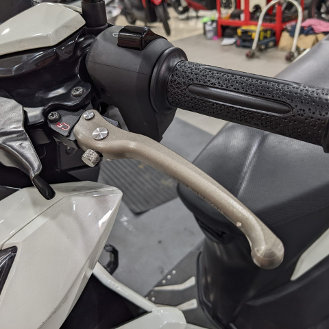 Tay thắng CNC cho Honda Vario 125, 150