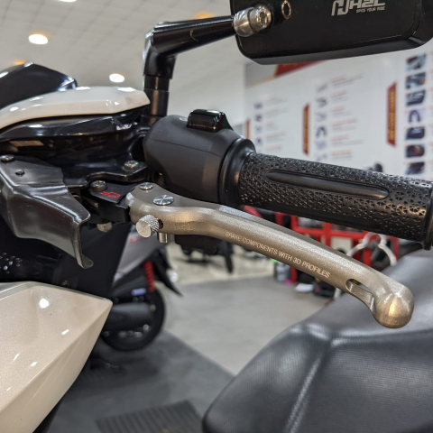 Tay thắng CNC cho Honda Vario 125, 150