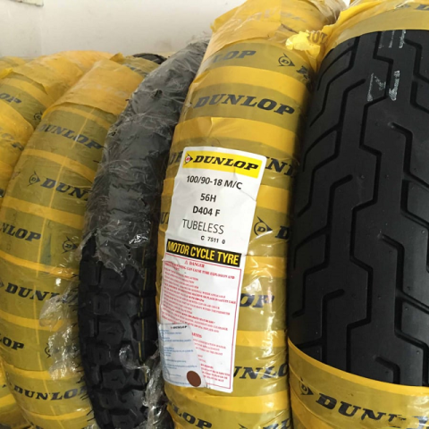 Vỏ Dunlop D404F size 100/90-18 